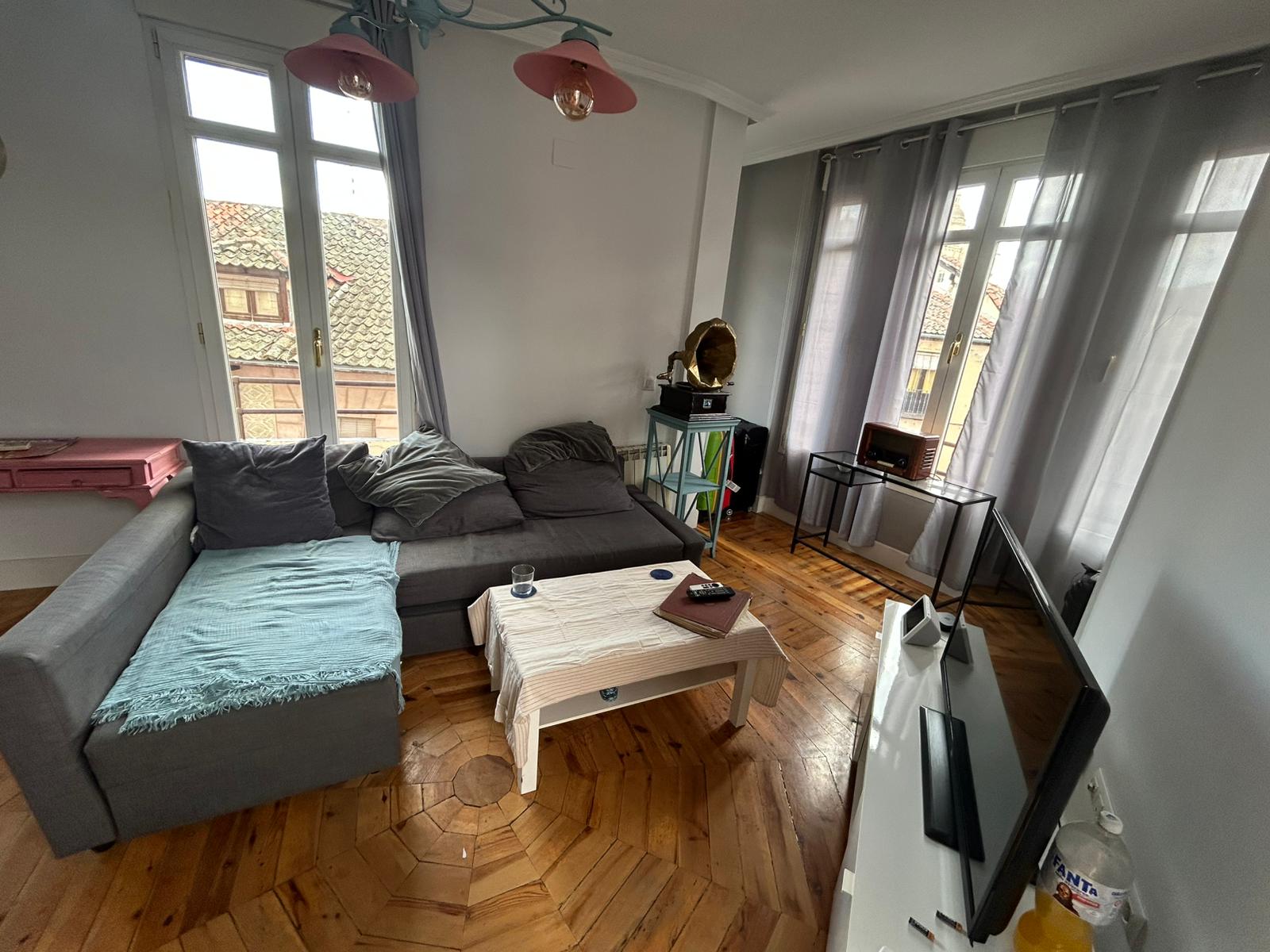 3 bedrooms and 2 bathrooms with plenty of natural light