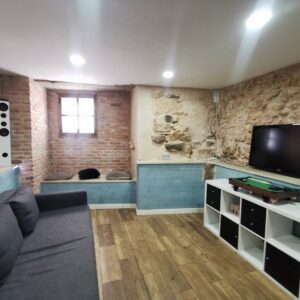 The Blue House Room 102 type 1