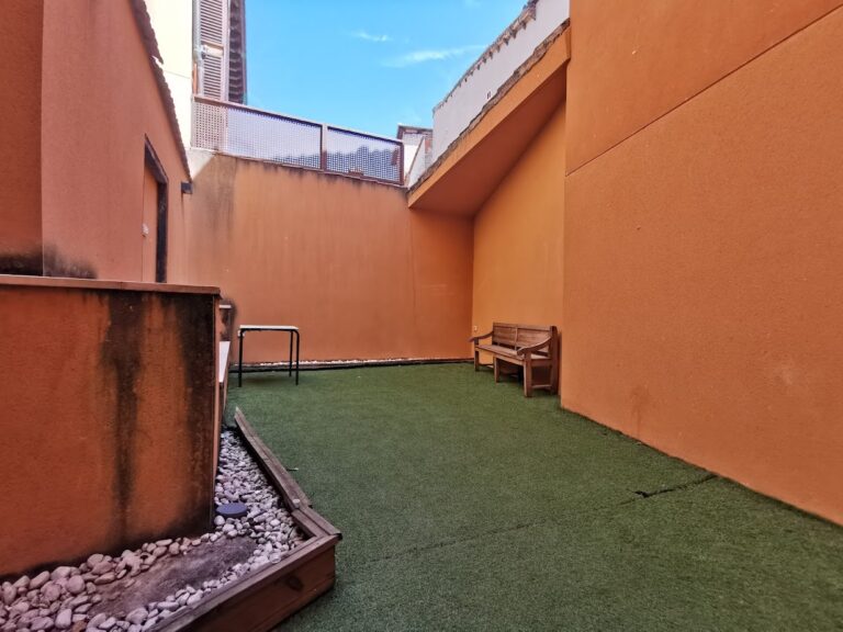 The Blue House Room 301 type 2 - Image 16