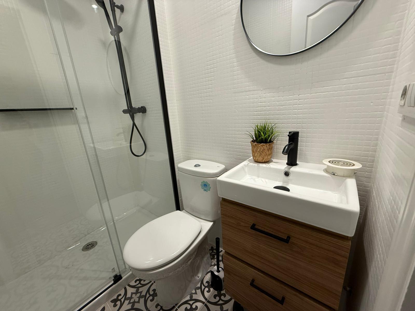 FID Housing Room A/1