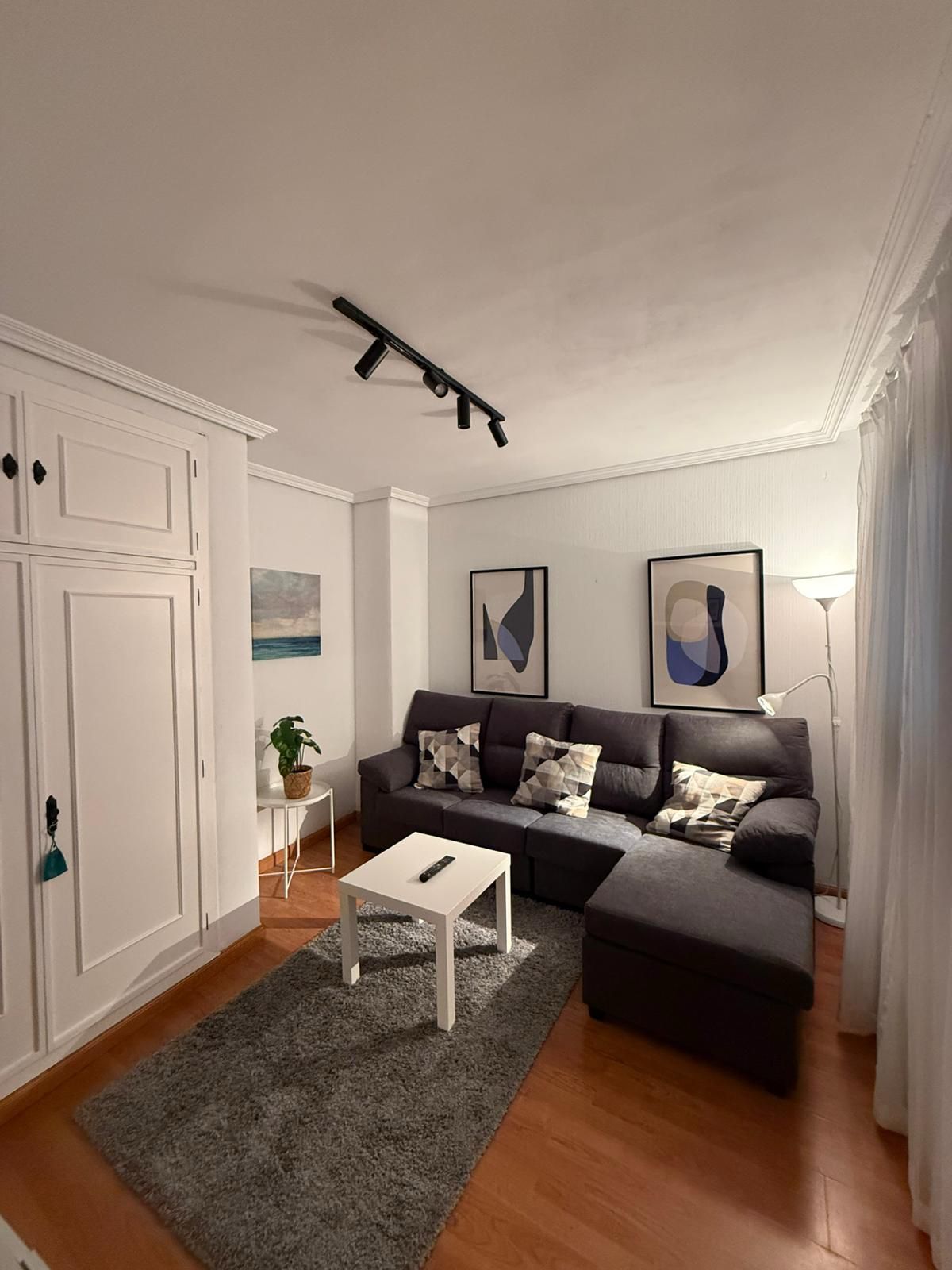 FID Housing Room A/1