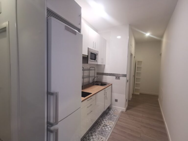 The Blue House Room 301 type 2 - Image 20