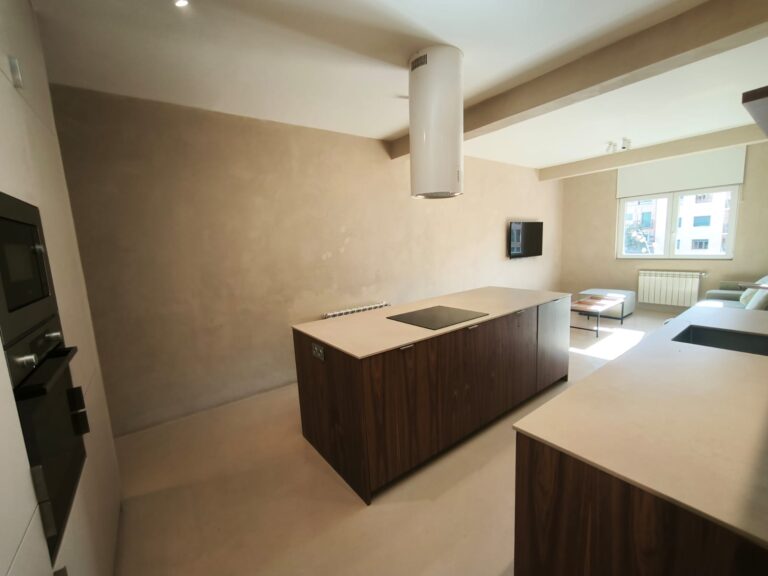 2 BEDROOM 2 BATHROOM NEAR CITY CENTER - Image 16