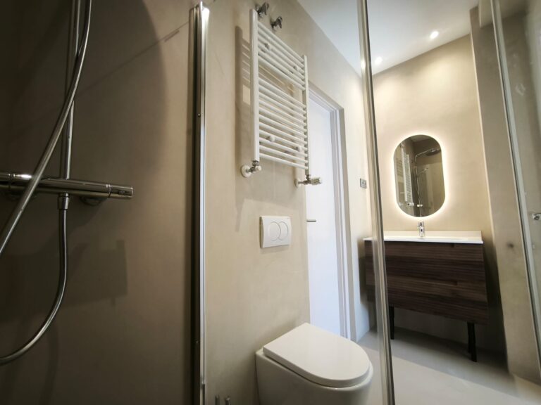 2 BEDROOM 2 BATHROOM NEAR CITY CENTER - Image 17