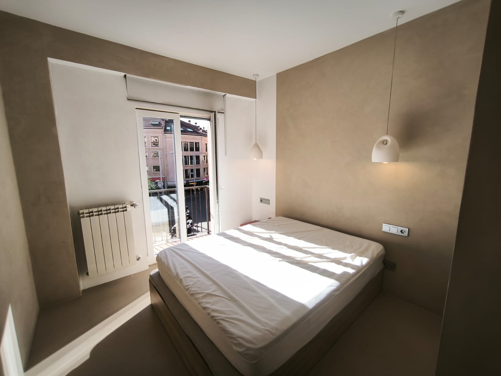 2 BEDROOM 2 BATHROOM NEAR CITY CENTER