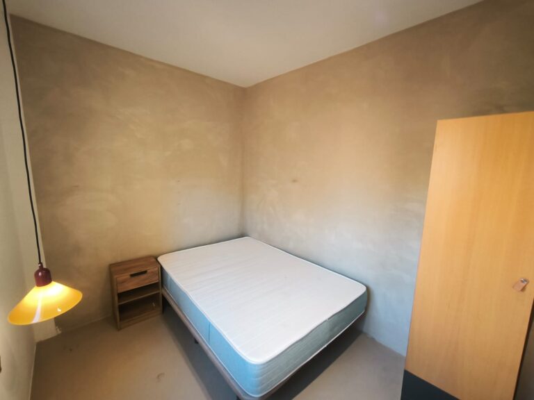 2 BEDROOM 2 BATHROOM NEAR CITY CENTER - Image 31